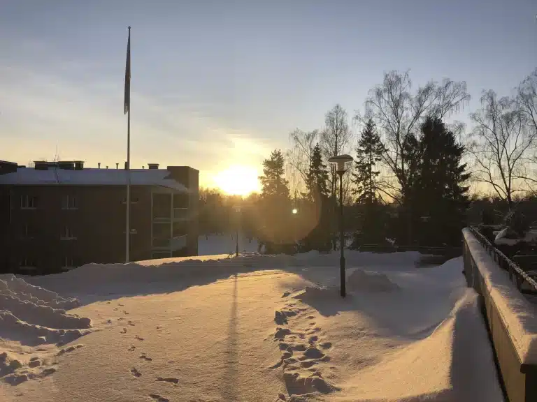 Aurinkoisen pakkaspäivän viettoa