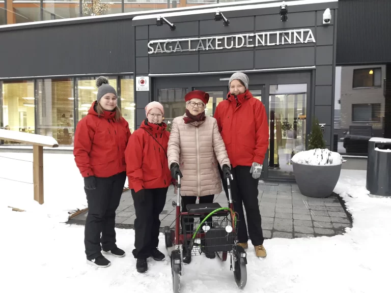 Talvisia terveisiä Saga Lakeudenlinnasta