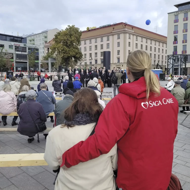 Terveisiä torilta! Turun kauppatori on nyt valmis