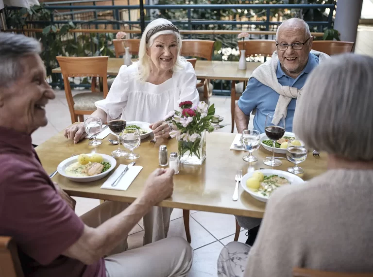 Lounastarjous vanhustenviikolla ke 5.10.